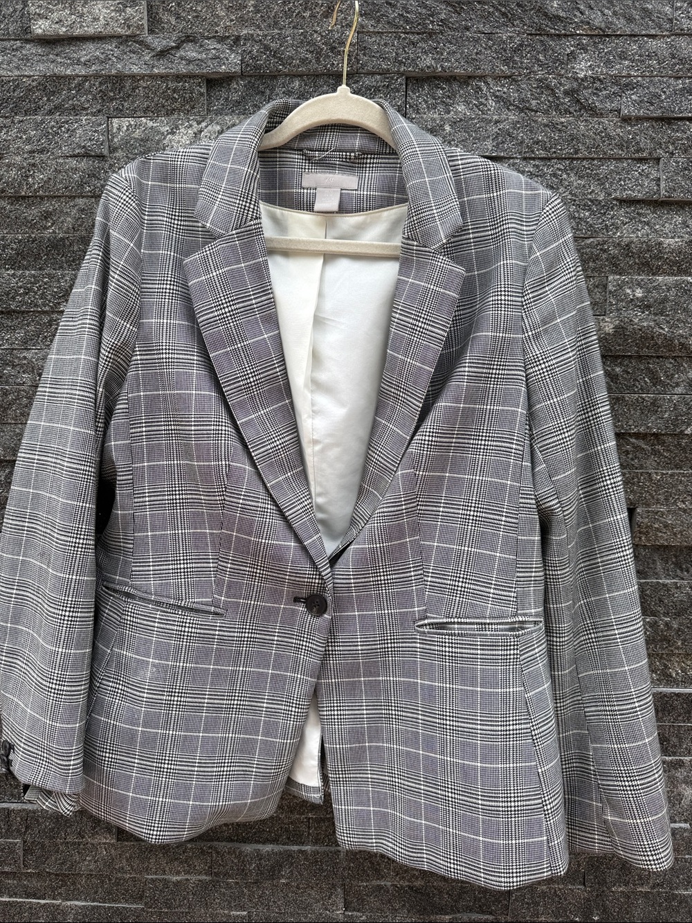 H&M Gray Plaid Single-Button Suit Jacket